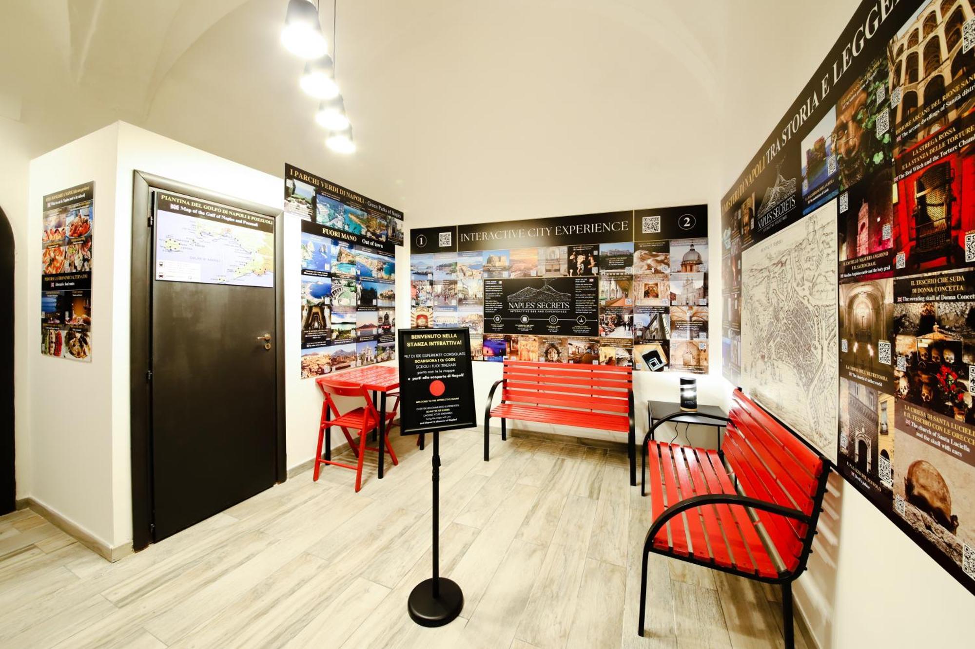 Casa Interattiva Naples'Secrets Bed and Breakfast Εξωτερικό φωτογραφία